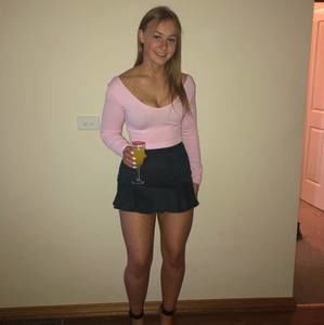 Meet your Posher, Alla